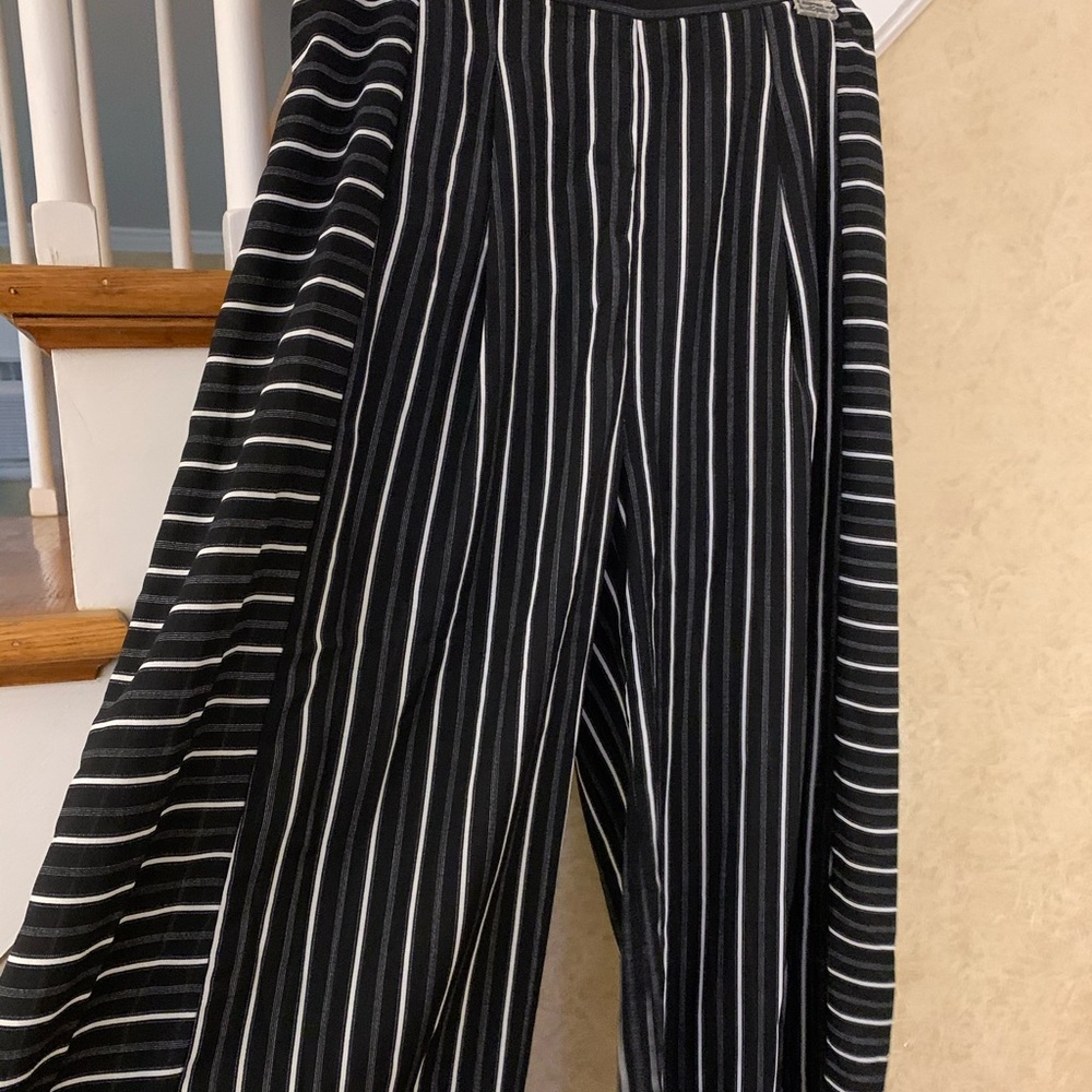 Wide Leg Checkered Pants